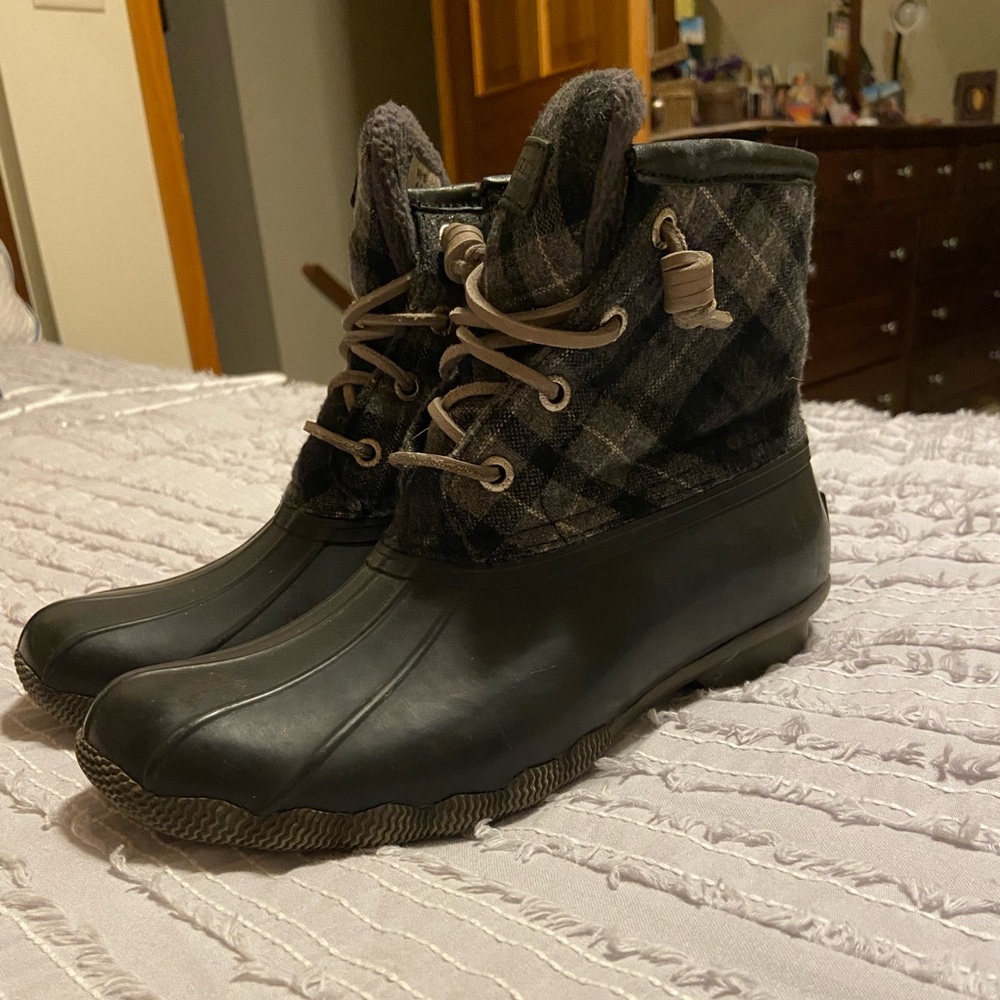 SOLD - Sperry Duck Boots